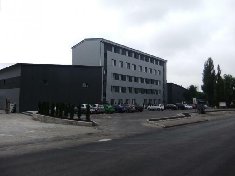 Киев, Коллекторная ул., 3А