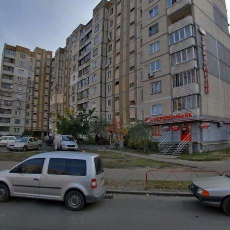 Київ, Княжий Затон вул., 15