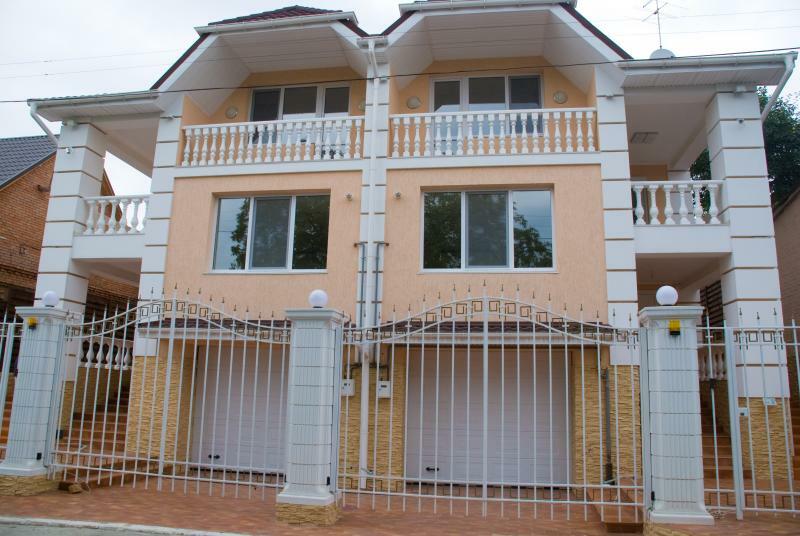 Киев, Кишиневская ул., 5