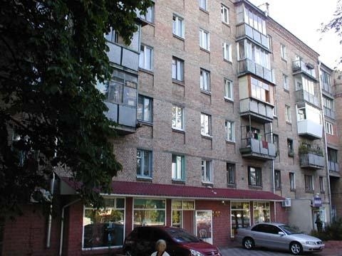 Київ, Олент Теліги вул., 21