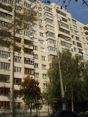 Киев, Олеся Гончара ул., 62