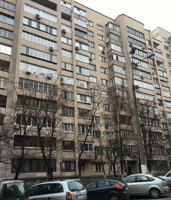 Київ, Олеся Гончара вул., 62