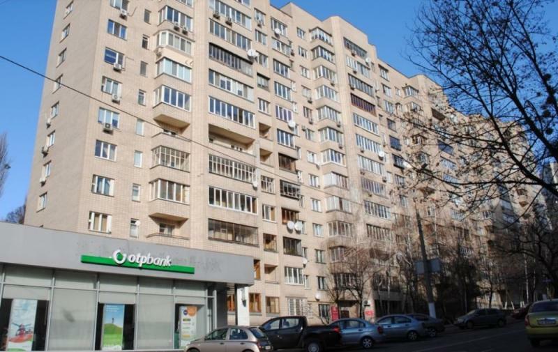 Київ, Олеся Гончара вул., 62