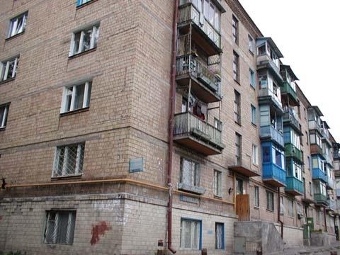 Киев, Ольжича ул., 14Б