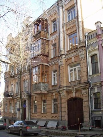 Киев, Олеся Гончара ул., 25
