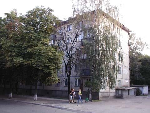 Киев, Николая Василенко ул., 8