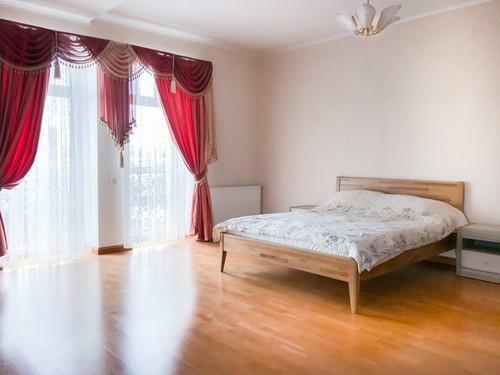 Продажа 4-комнатной квартиры 550 м², Ирининская ул., 5/24