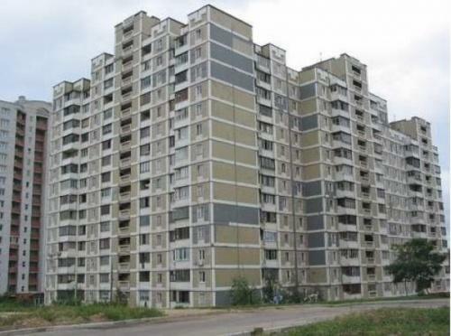 Киев, Ирпенская ул., 63А