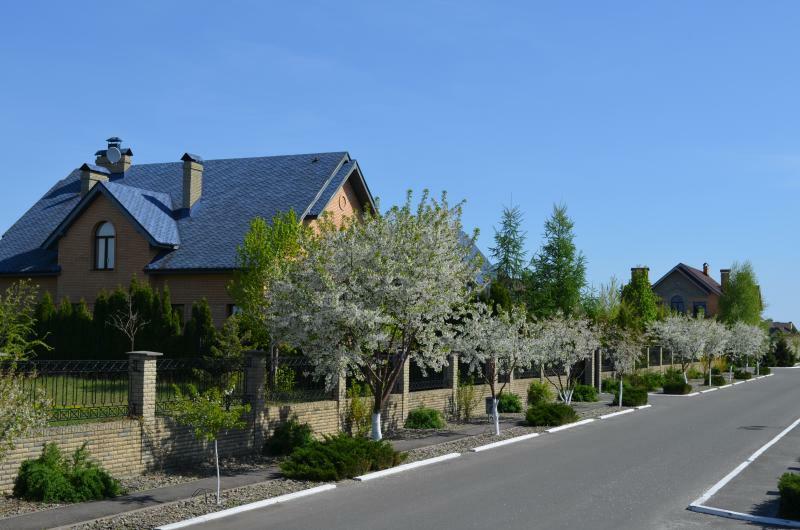 Киевская обл., Бориспольский район, с. Вишенки, Карьерная ул., 15