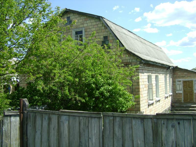 Киевская обл., Иванковский район, с. Сукачи, Ленина ул., 42