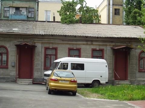 Киев, Ивана Франко ул., 36Г