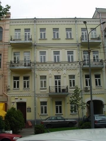 Киев, Ивана Франко ул., 29