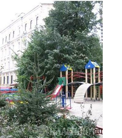 Киев, Ивана Франко ул., 26А