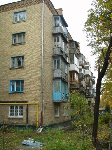 Киев, Василия Макуха ул., 3