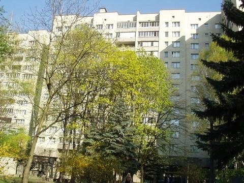 Киев, Суворова ул., 13