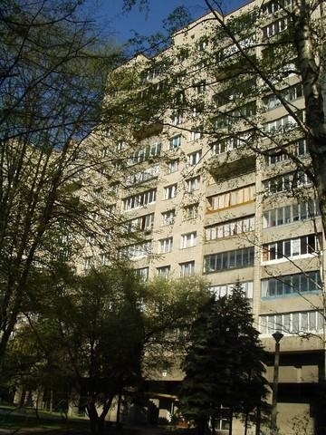 Киев, Суворова ул., 13