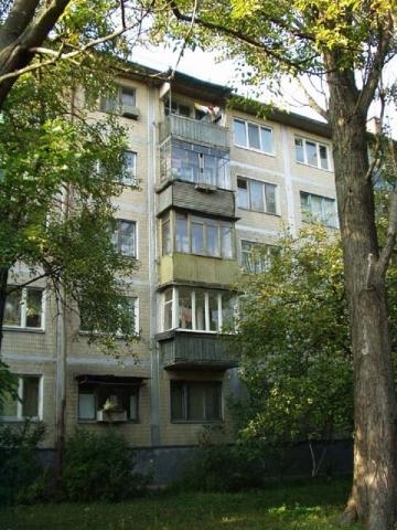 Київ, Стеценка вул., 13