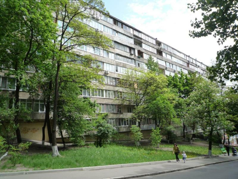 Киев, Татарская ул., 6