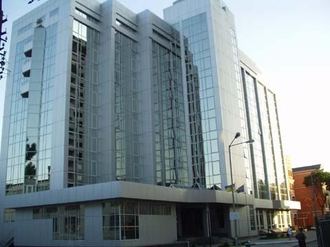 Київ, Єжи Гедройця вул., 5