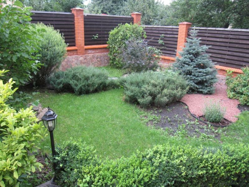 Київ, Толбухіна вул., 20