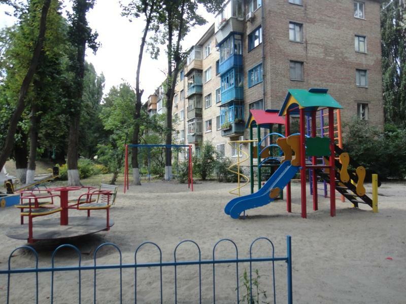 Киев, Соломенская ул., 18А