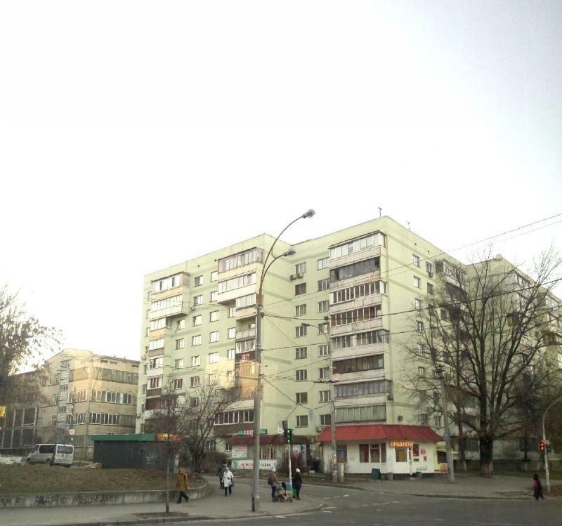 Київ, Солом'янська вул., 4/2