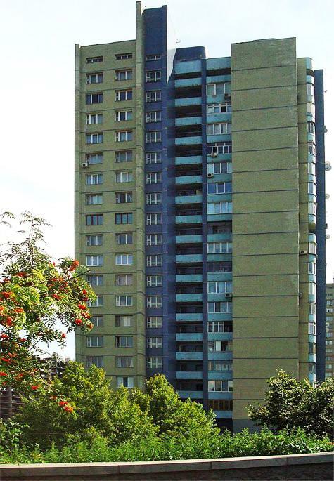 Киев, Старонаводницкая ул., 4