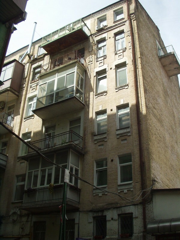 Киев, Шота Руставели ул., 20Б