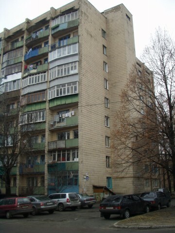 Киев, Чугуевский пер., 13