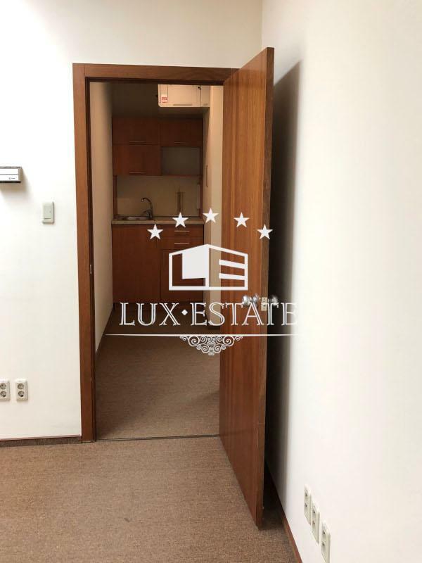 Оренда офісу 100 м², Шовковична вул., 42/44