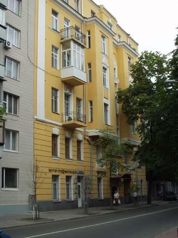 Аренда 3-комнатной квартиры 182 м², Шелковичная ул., 30А