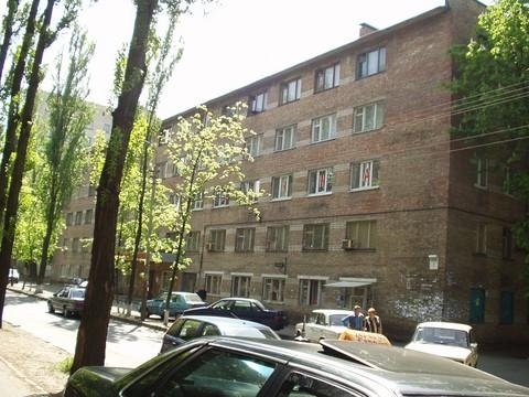 Киев, Чистяковская ул., 2