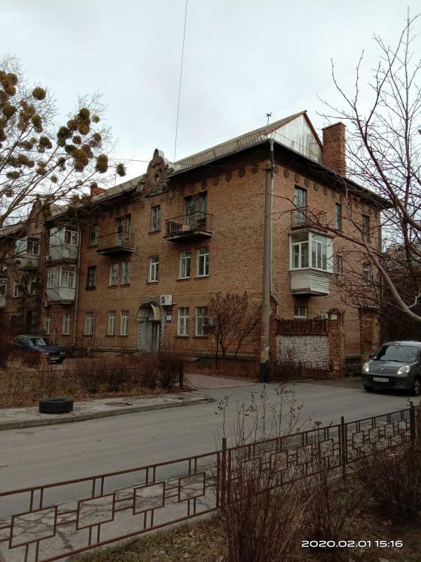 Київ, Парково-Сирецька вул., 15