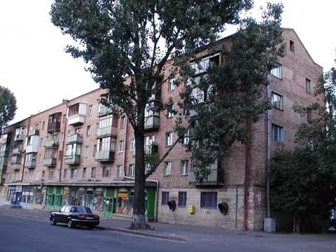 Киев, Парково-Сырецкая ул., 1