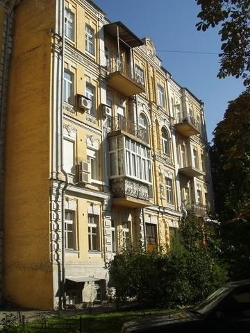 Київ, Шовковична вул., 18В