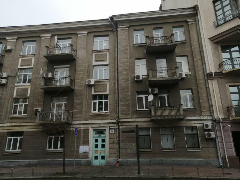 Київ, Шовковична вул., 24