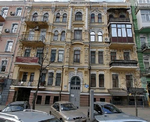 Киев, Шота Руставели ул., 32
