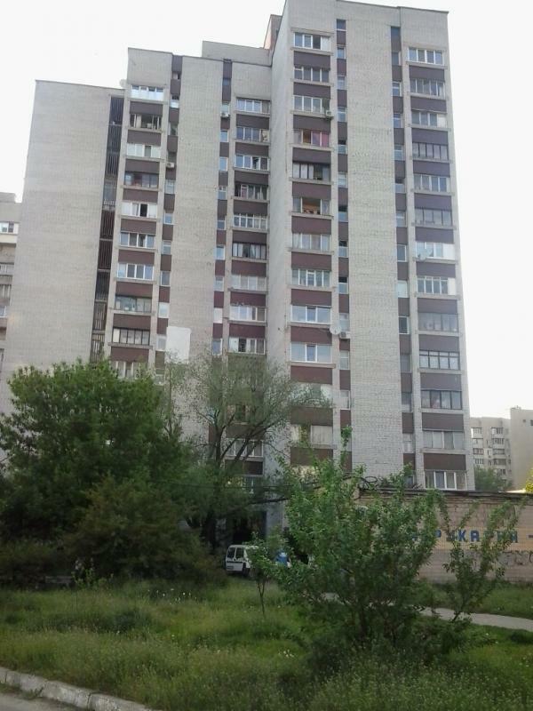 Киев, Симиренко ул., 2Б