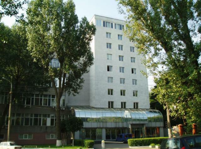 Киев, Семьи Хохловых ул., 15