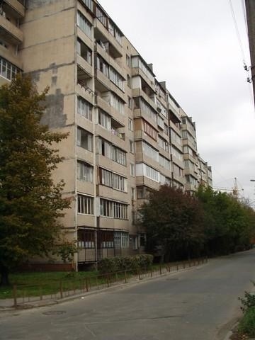 Київ, Семенівська вул., 11