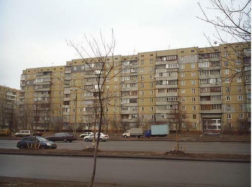 Киев, Ревуцкого ул., 29