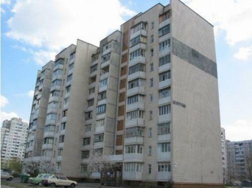 Киев, Ревуцкого ул., 17Б