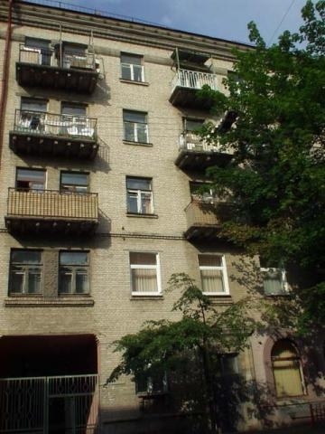 Київ, Рейтарська вул., 26