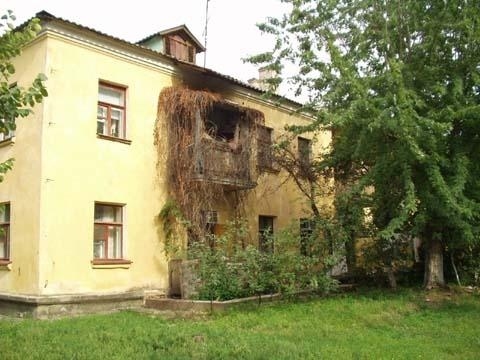 Київ, Юрія Литвинського вул., 45