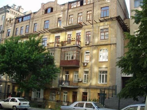 Киев, Предславинская ул., 30