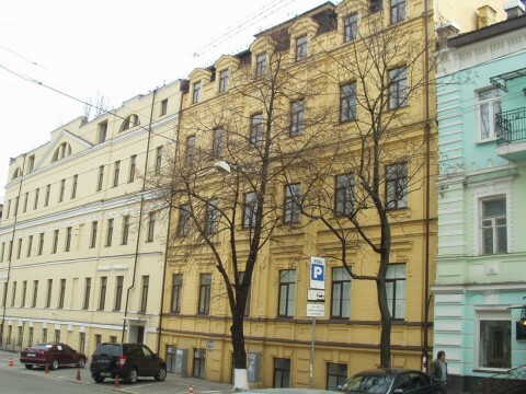 Київ, Ігорівська вул., 14А