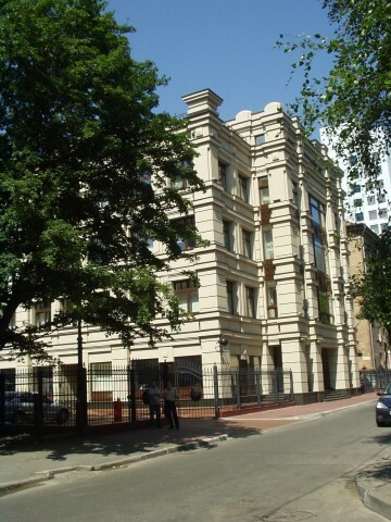 Киев, Немировича-Данченко ул., 16
