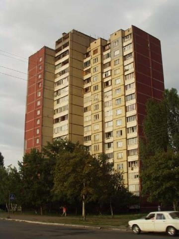 Киев, Радужная ул., 1