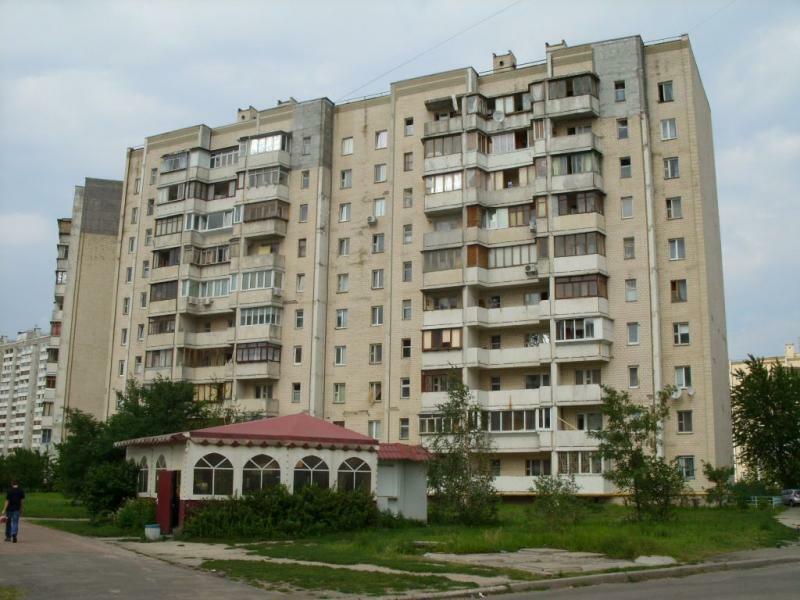 Киев, Радунская ул., 38