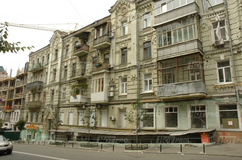 Київ, Ярославів Вал вул., 21
